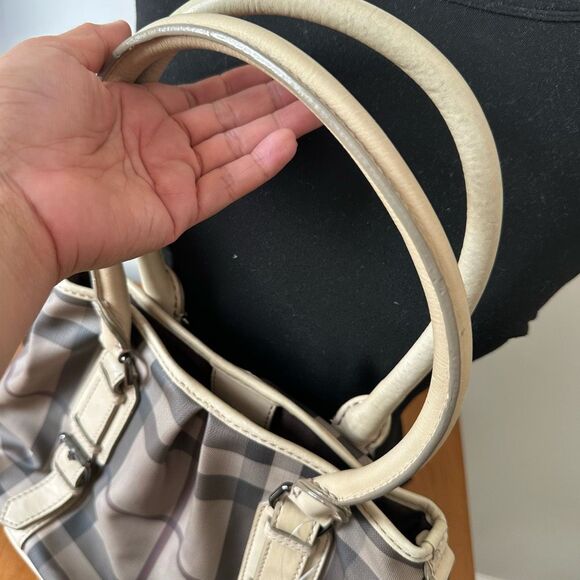 Burberry Smoked Check Pattern tote crossbody bag - Picture 8 of 8